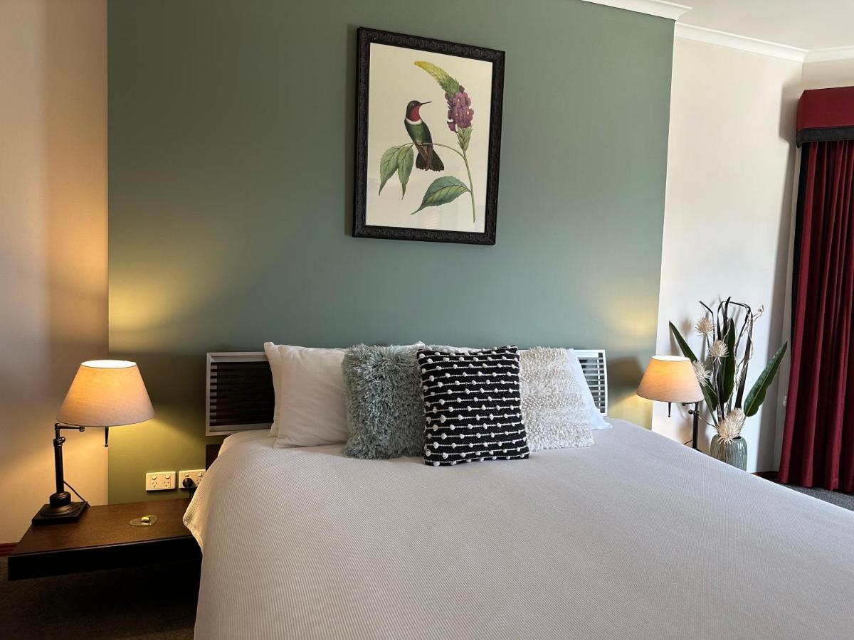 Wine And Roses Bed And Breakfast Adelaida Exterior foto