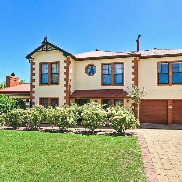 Wine And Roses Bed And Breakfast Adelaida Exterior foto